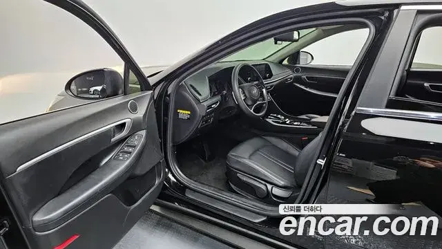 Hyundai Sonata Hybrid 2019 — ფოტო 13/20