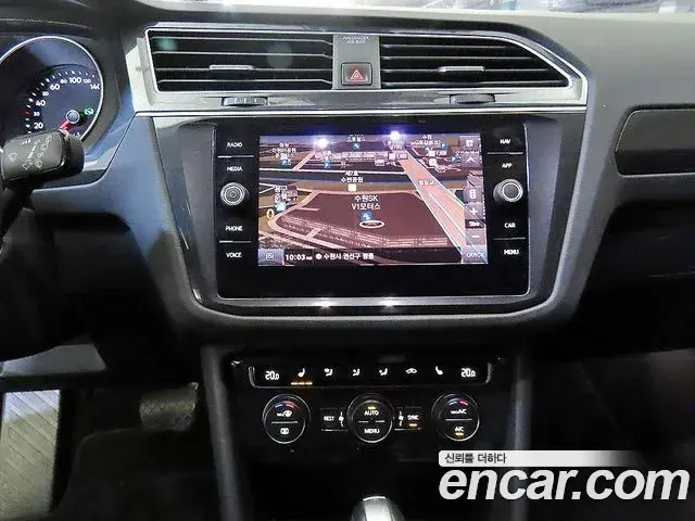 Volkswagen Tiguan 2020 — Photo 4/20