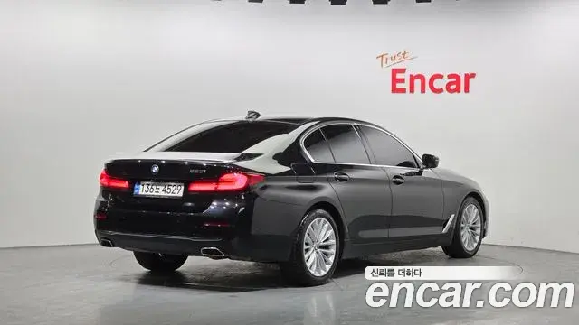 BMW 5 Series 2021 — Şəkil 15/20