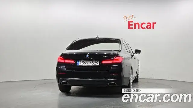 BMW 5 Series 2021 — Şəkil 1/20