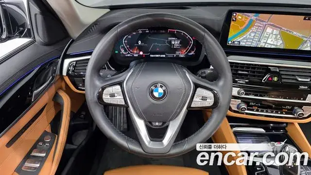 BMW 5 Series 2021 — Şəkil 18/20