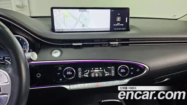 Genesis GV70 2021 — Photo 9/21