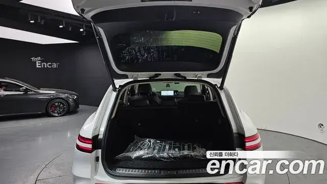 Genesis GV70 2021 — Photo 6/21