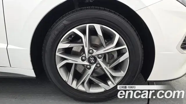 Hyundai Sonata Hybrid 2021 — ფოტო 20/20