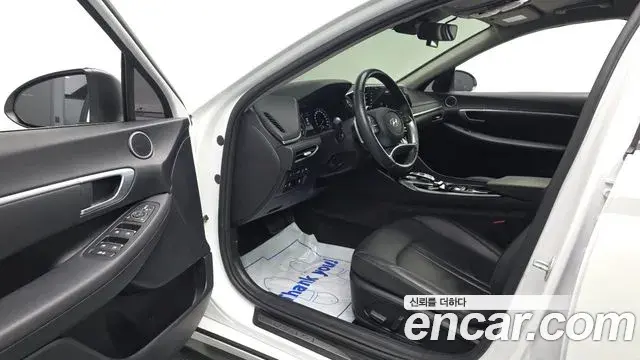 Hyundai Sonata Hybrid 2021 — ფოტო 6/20