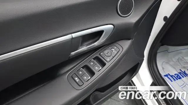 Hyundai Sonata Hybrid 2021 — ფოტო 11/20