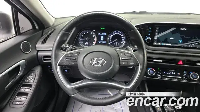 Hyundai Sonata Hybrid 2021 — ფოტო 2/20