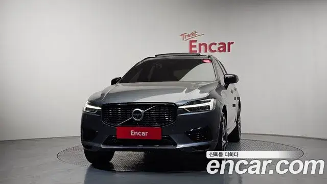 Volvo XC60 2020 — Photo 7/20