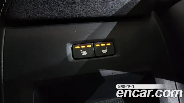 Volvo XC60 2020 — Photo 2/20