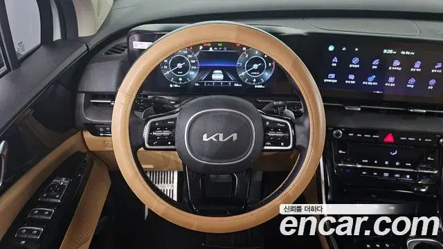 Kia Carnival 2022 — Фото 13/20