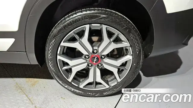 Kia Seltos 2021 — Şəkil 7/32