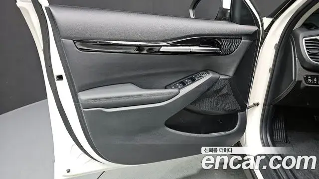 Kia Seltos 2021 — Şəkil 11/32