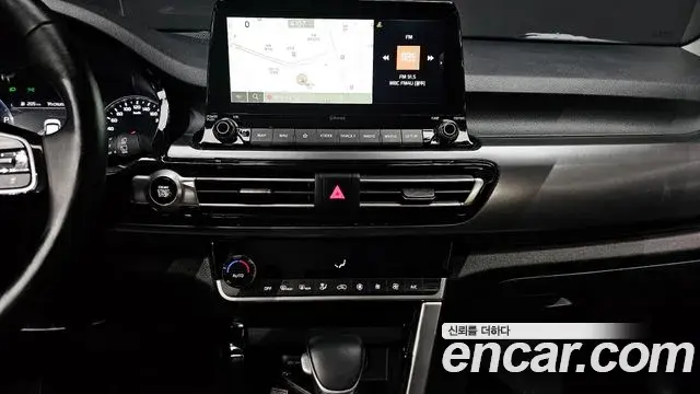 Kia Seltos 2021 — Şəkil 27/32