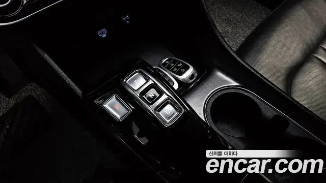 Hyundai Sonata Hybrid 2019 — ფოტო 9/20