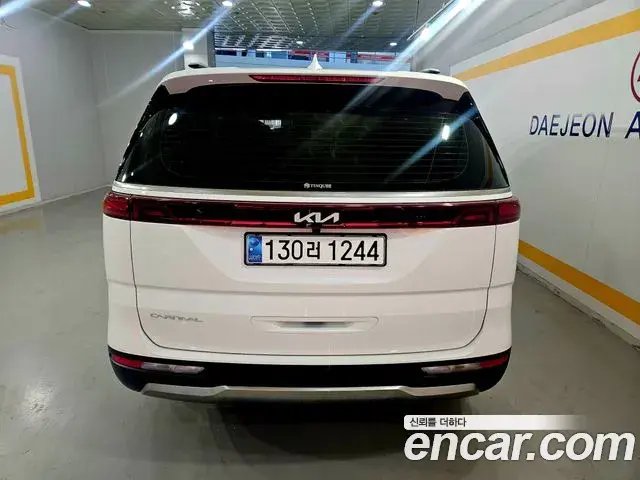 Kia Carnival 2023 — Фото 4/20