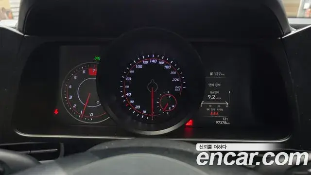 Hyundai Avante 2020 — Фото 8/20
