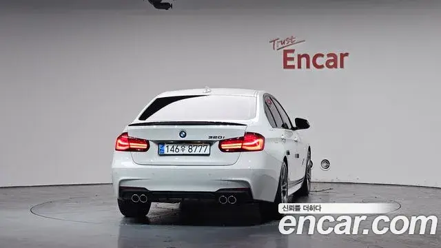 BMW 3 Series 2018 — Şəkil 1/33