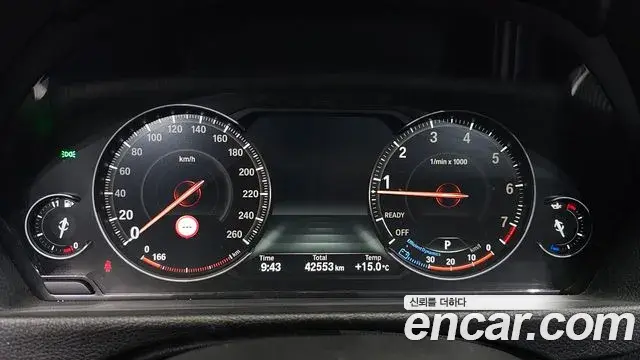 BMW 3 Series 2018 — Şəkil 11/33