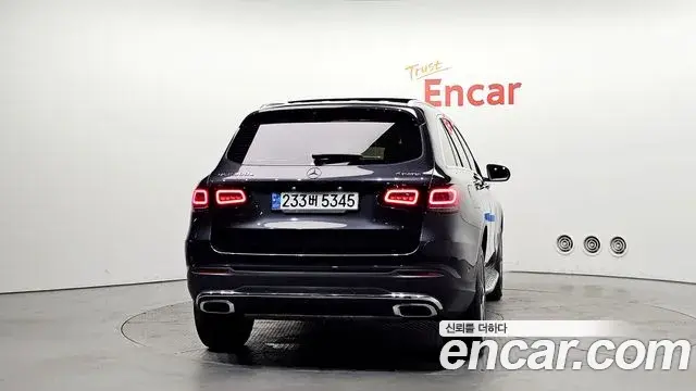 Mercedes-Benz GLC-Class 2022 — Şəkil 16/20