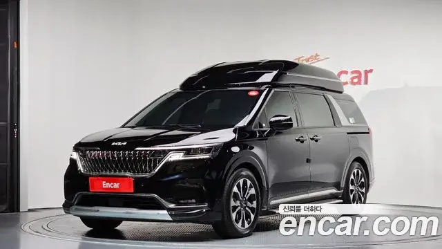 Kia Carnival 2023 — Фото 1/20