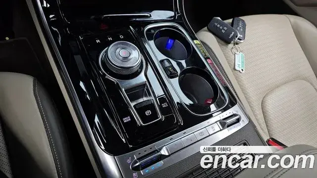 Kia Carnival 2023 — Фото 9/20