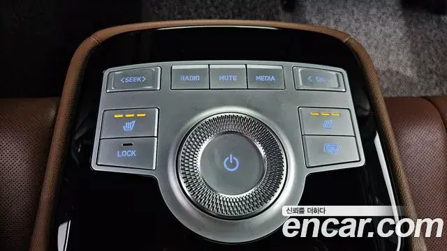 Genesis G80 2021 — ფოტო 16/20