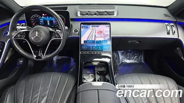 Mercedes-Benz S-Class 2021 — Photo 18/33