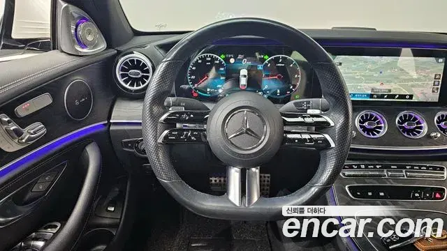 Mercedes-Benz E-Class 2020 — Фото 13/20