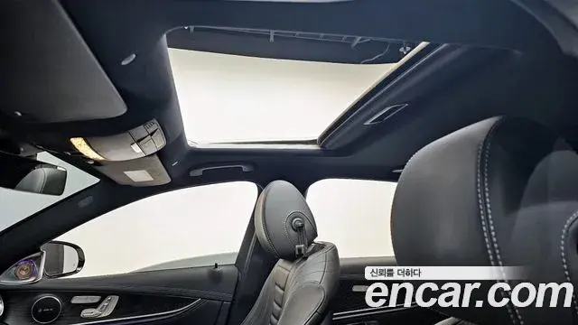 Mercedes-Benz E-Class 2020 — Фото 19/20