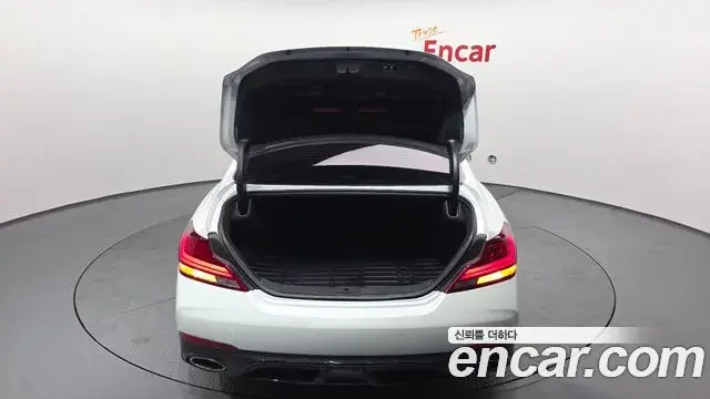 Genesis G70 2019 — Şəkil 31/37