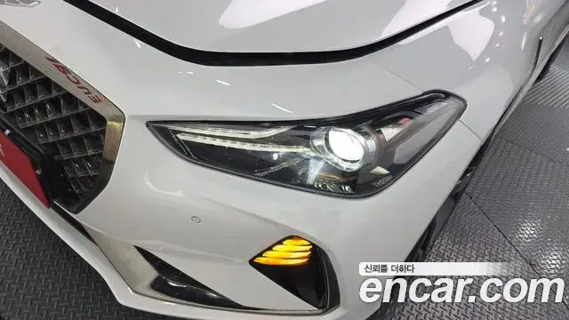 Genesis G70 2019 — Şəkil 36/37