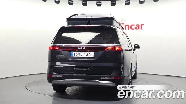 Kia Carnival 2022 — Фото 4/20