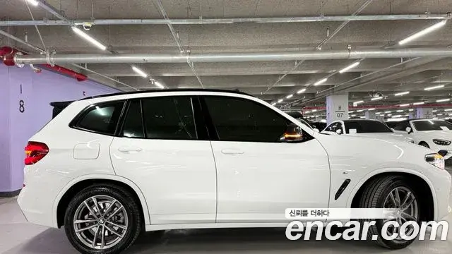 BMW X3 2021 — Photo 9/20