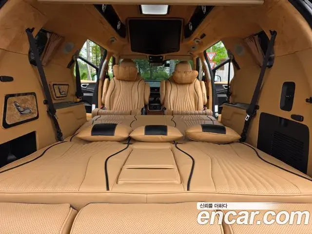 Kia Carnival 2024 — Şəkil 15/20