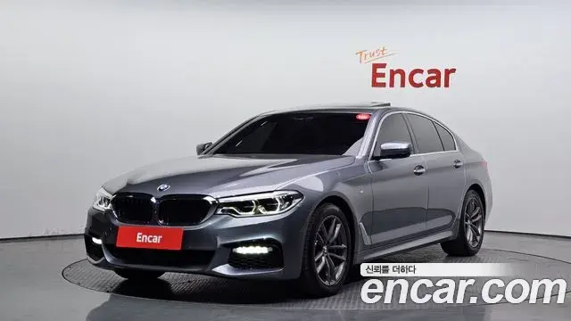 BMW 5 Series 2018 — ფოტო 19/20