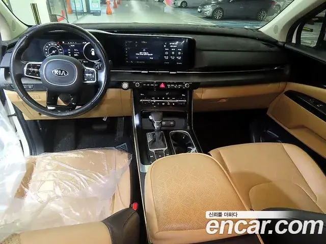 Kia Carnival 2021 — Фото 9/20