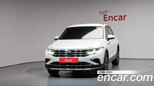 Volkswagen Tiguan 2021 — ფოტო 31/33