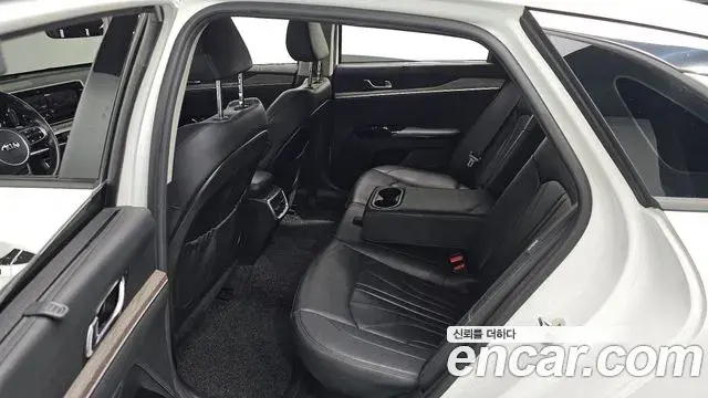 Kia K5 2020 — Şəkil 24/30