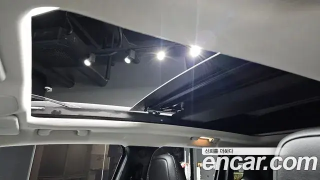 Jeep Renegade 2021 — Фото 19/20