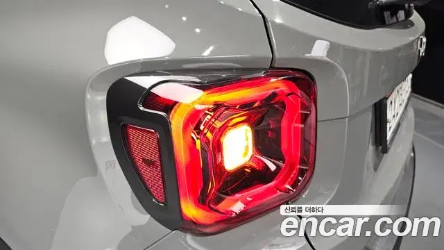 Jeep Renegade 2021 — Photo 5/30