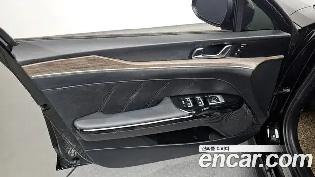 Kia K5 2021 — Photo 25/32