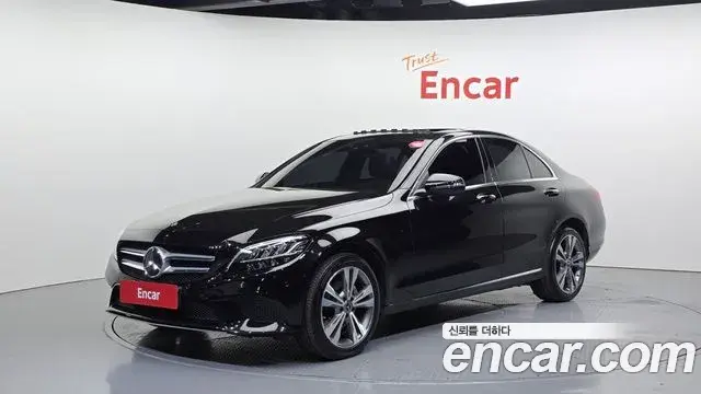 Mercedes-Benz C-Class 2020 — Фото 1/20