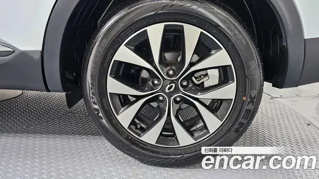 Renault Samsung XM3 2022 — ფოტო 19/32