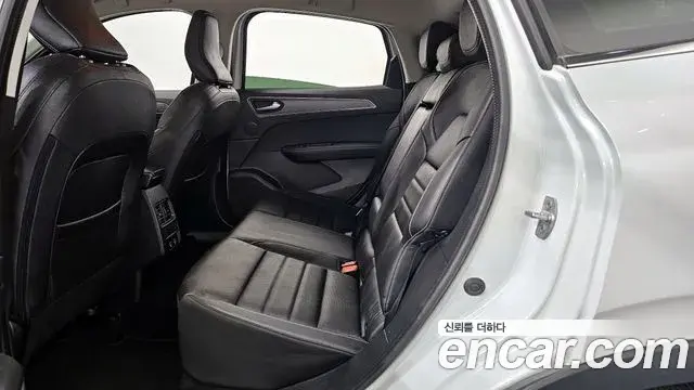 Renault Samsung XM3 2022 — ფოტო 2/32