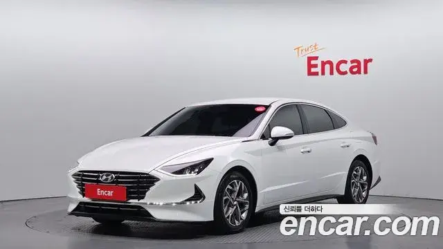 Hyundai Sonata Hybrid 2020 — Photo 13/30