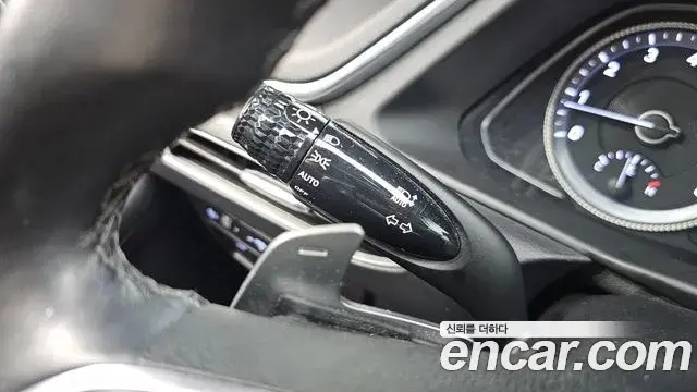 Hyundai Sonata Hybrid 2020 — Photo 22/30