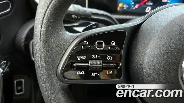 Mercedes-Benz A-Class 2020 — ფოტო 11/30