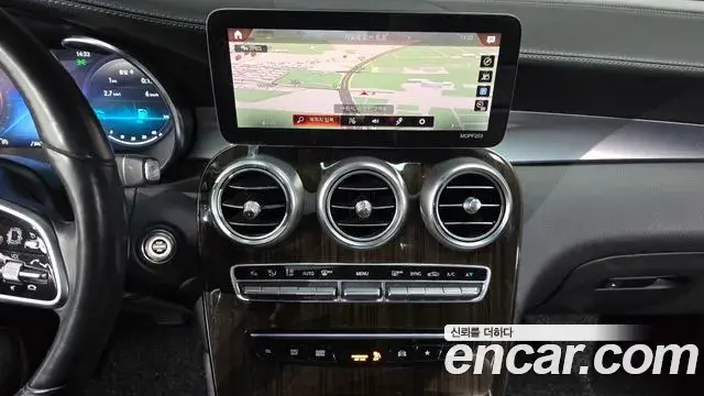 Mercedes-Benz GLC-Class 2020 — ფოტო 11/20
