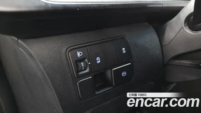 Hyundai Staria 2022 — Photo 10/30