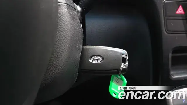 Hyundai Staria 2022 — Photo 26/30